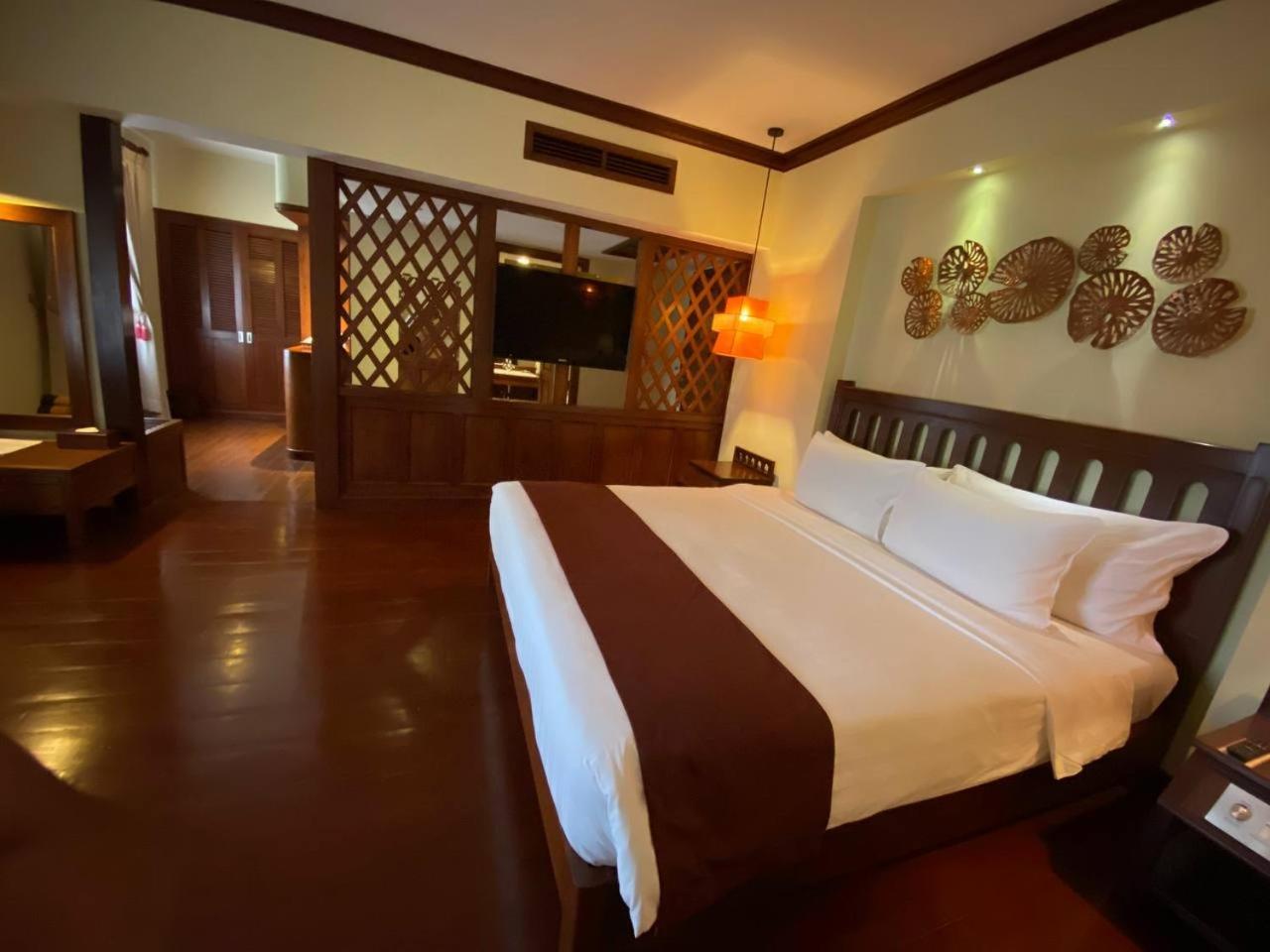 Royal Angkor Resort & Spa Ciudad de Siem Riep Exterior foto