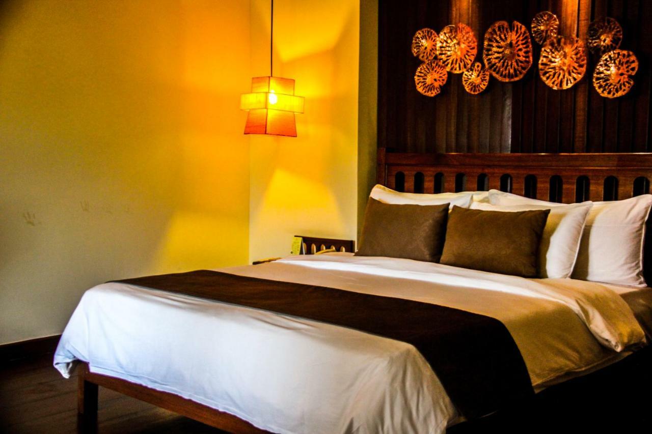 Royal Angkor Resort & Spa Ciudad de Siem Riep Exterior foto