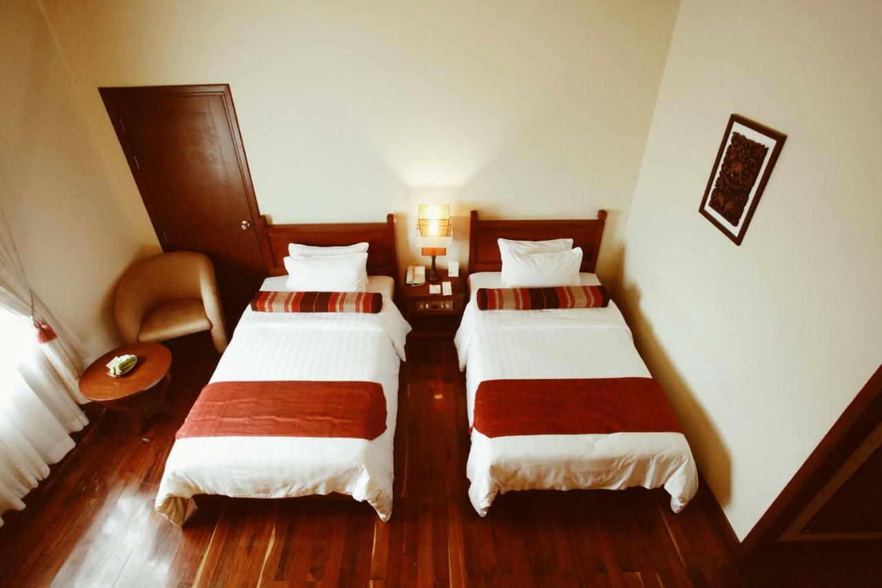 Royal Angkor Resort & Spa Ciudad de Siem Riep Exterior foto