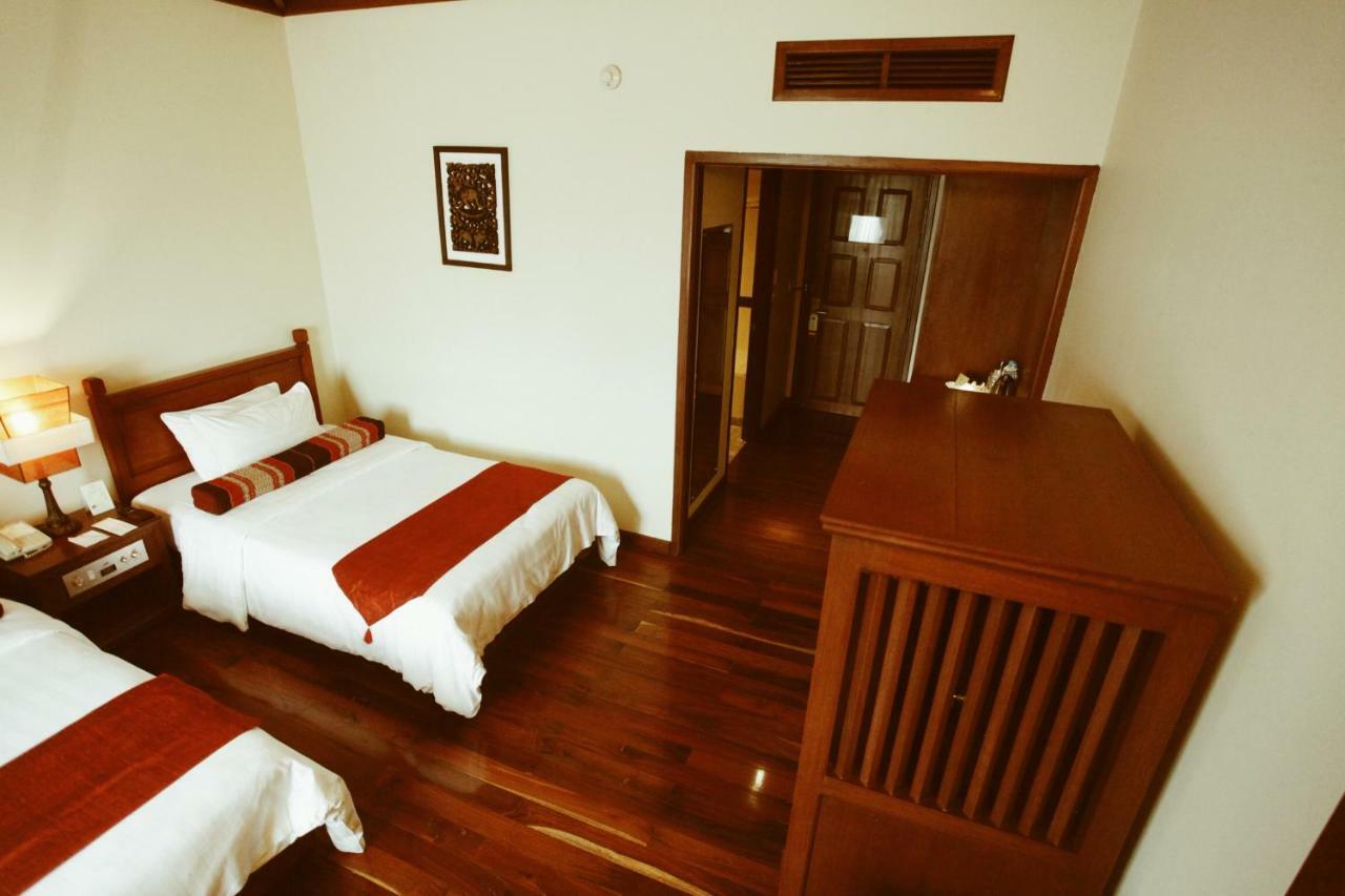 Royal Angkor Resort & Spa Ciudad de Siem Riep Exterior foto