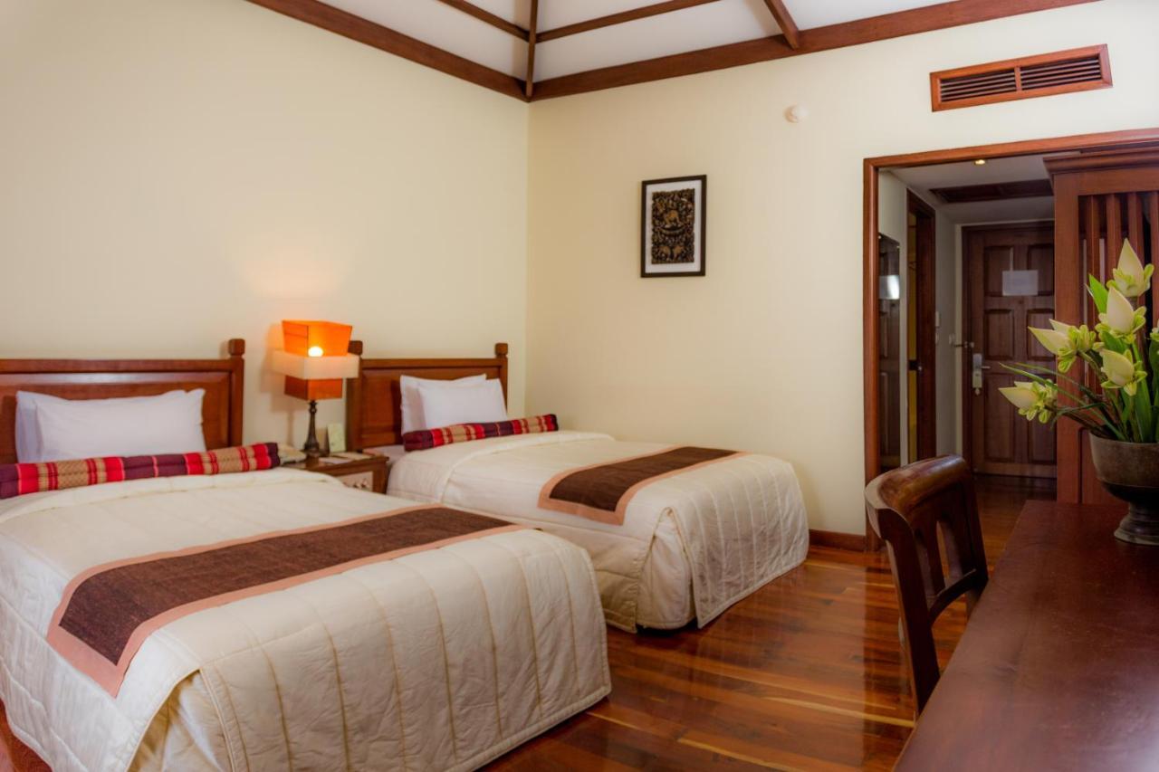 Royal Angkor Resort & Spa Ciudad de Siem Riep Exterior foto